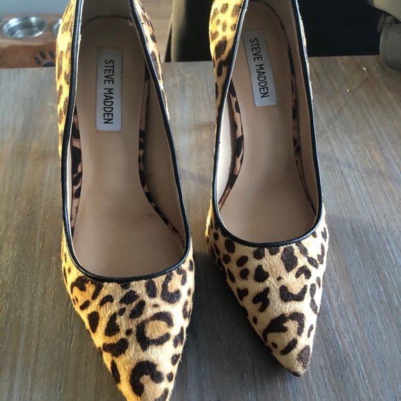 Steve Madden Cheetah Pumps - Picture 2 of 3